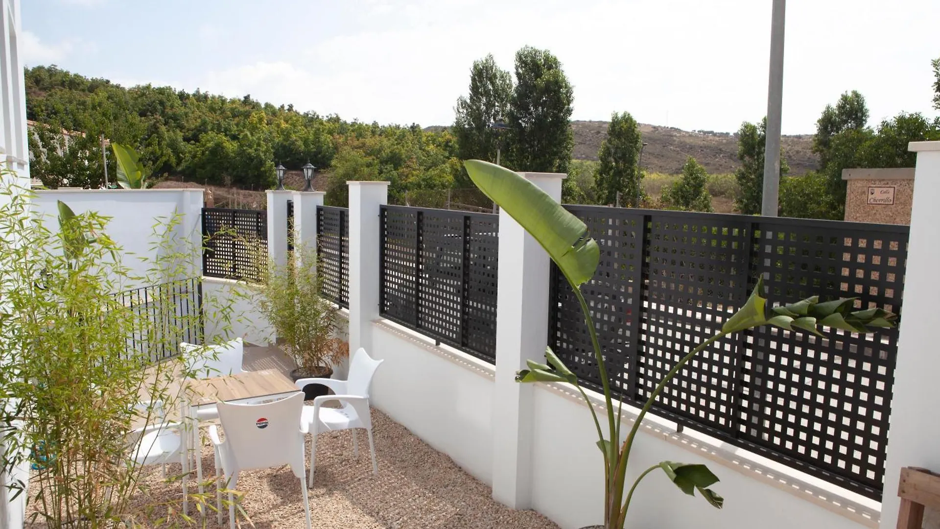 Apartamentos El Chorrilllo Almayate Bajo