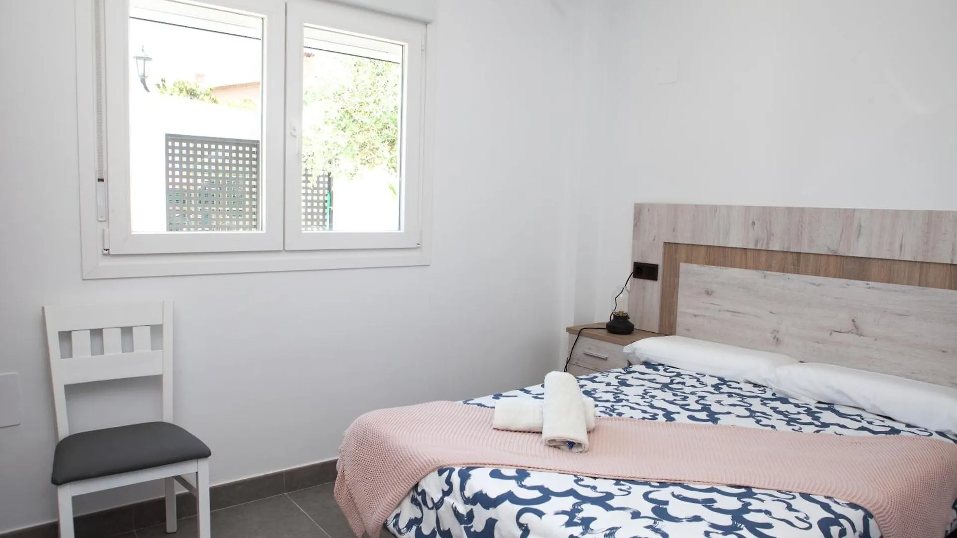 Apartamentos El Chorrilllo Almayate Bajo 0*,